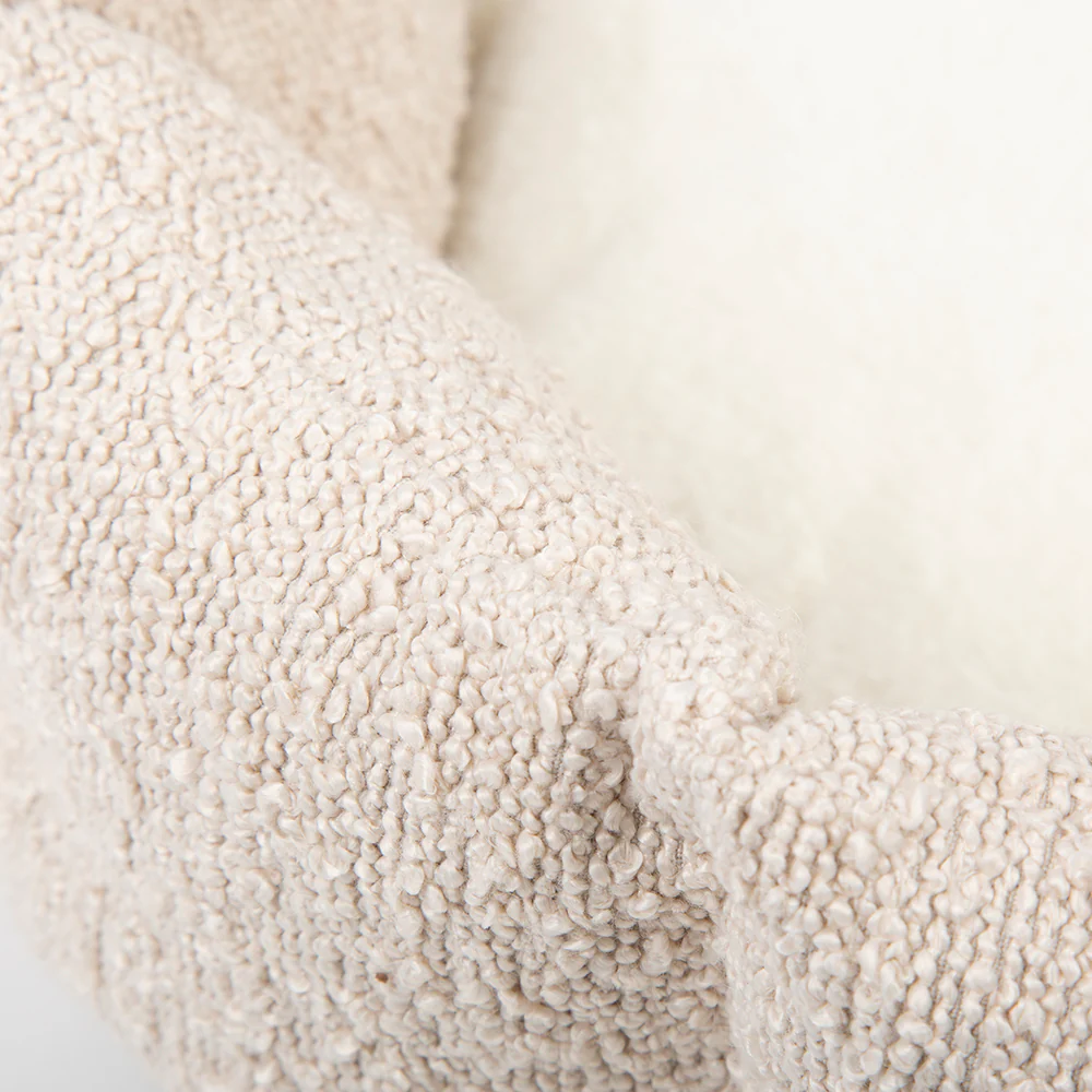 Scruffs Boucle Cat Bed 45cm - Ivory - Image 4